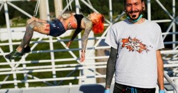 Amerikanku kukicama objesio na krovu Sveučilišne bolnice